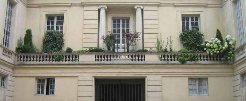 ParisHallwylFacade1