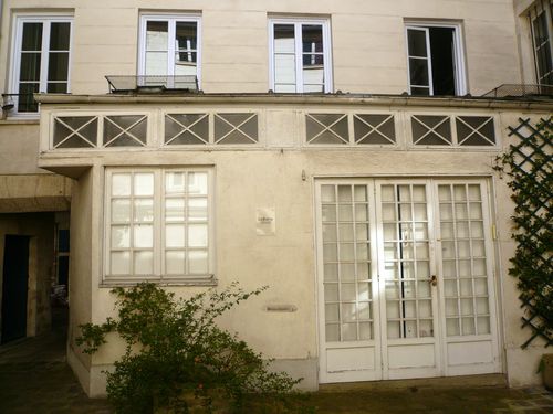 Blancs manteaux 23 local commercial 05 04 14 Blancs manteaux 23 local commercial 05 04 14