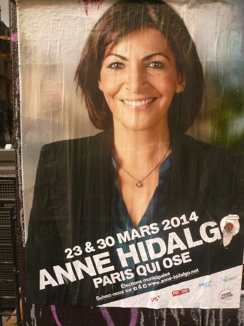 Anne hidalgo affiche sauvage 28 02 14 Anne hidalgo affiche sauvage 28 02 14