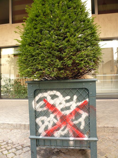 Coffret tagué pastourelle 15 le 02 04 14 (2)