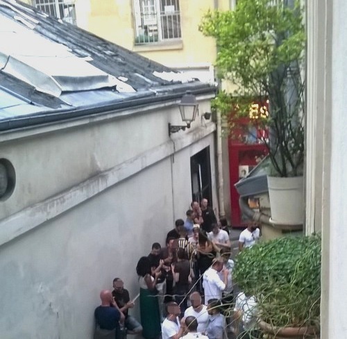 Pierre au lard whos attroupement 20 06 18 Pierre au lard whos attroupement 20 06 18