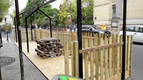 Bretagne 51 café mairie terrasse éphémère 08 05 21 Bretagne 51 café mairie terrasse éphémère 08 05 21