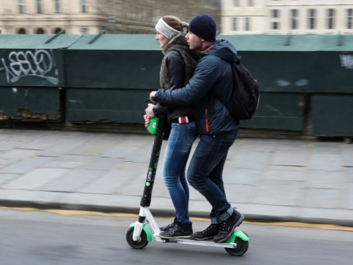 Trottinette lime photo Trottinette lime photo